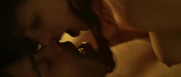 🈲大尺度情色片《裸爱情人》-泡泡资源